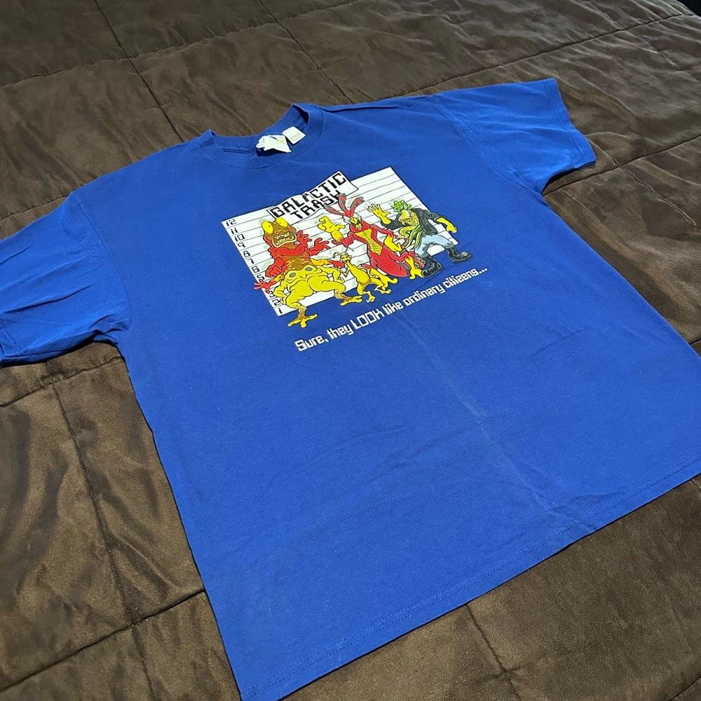 Universal Blue MIB Galactic Graphic Tee XL